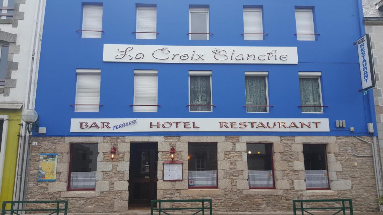 ホテル La Croix Blanche Pluvigner エクステリア 写真